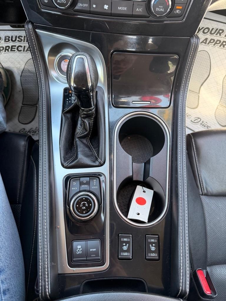 Nissan Maxima 3.5 SV 2020