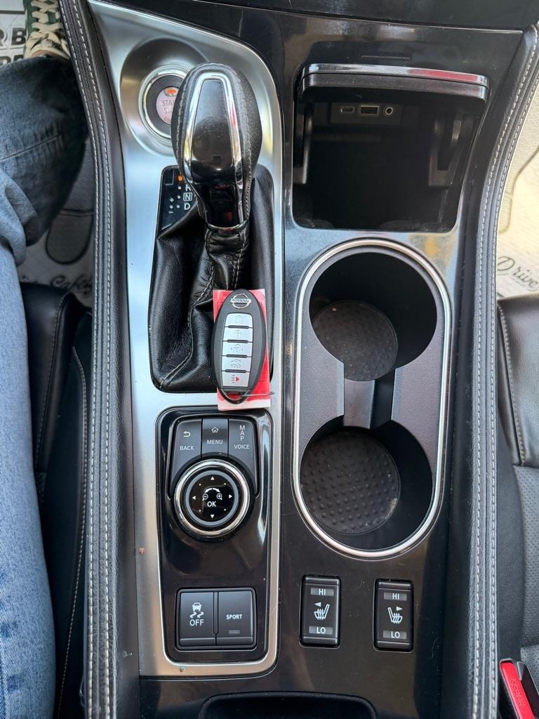 Nissan Maxima 3.5 SV 2020