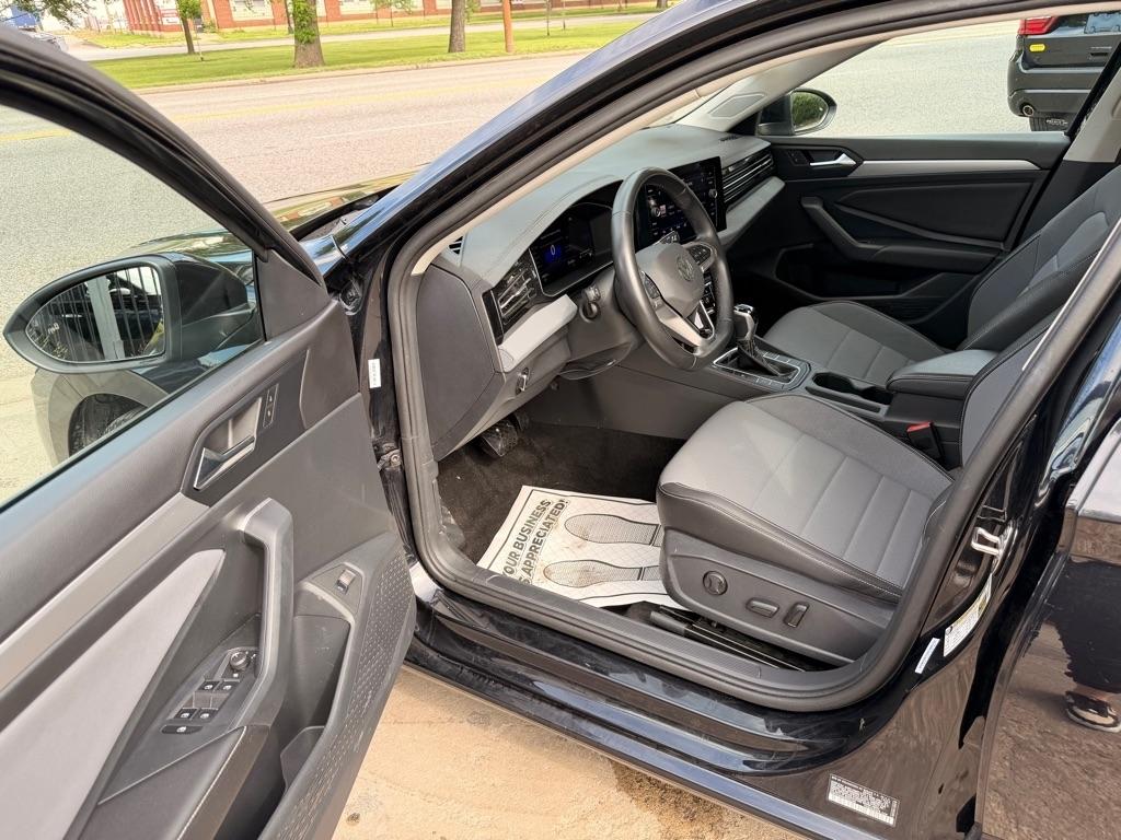 Volkswagen Jetta SE 2025