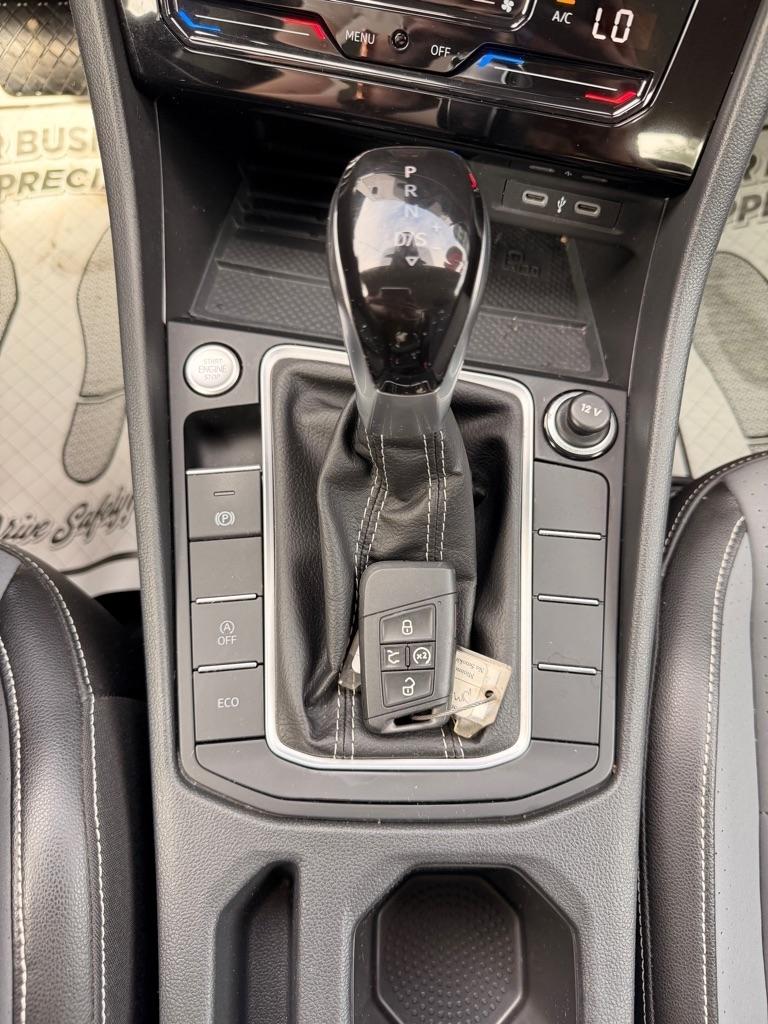 Volkswagen Jetta SE 2025