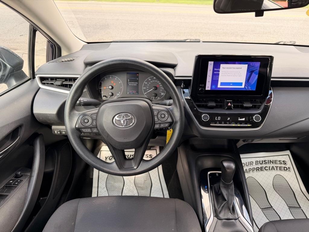 Toyota Corolla LE 2024