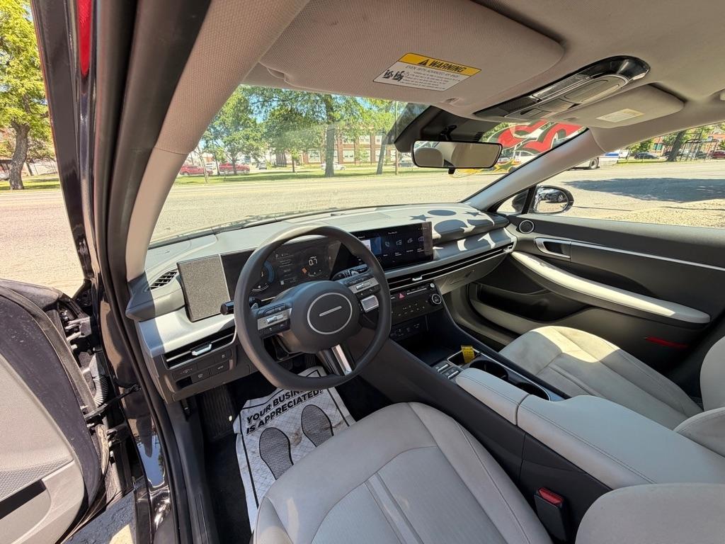 Hyundai Sonata SEL 2025