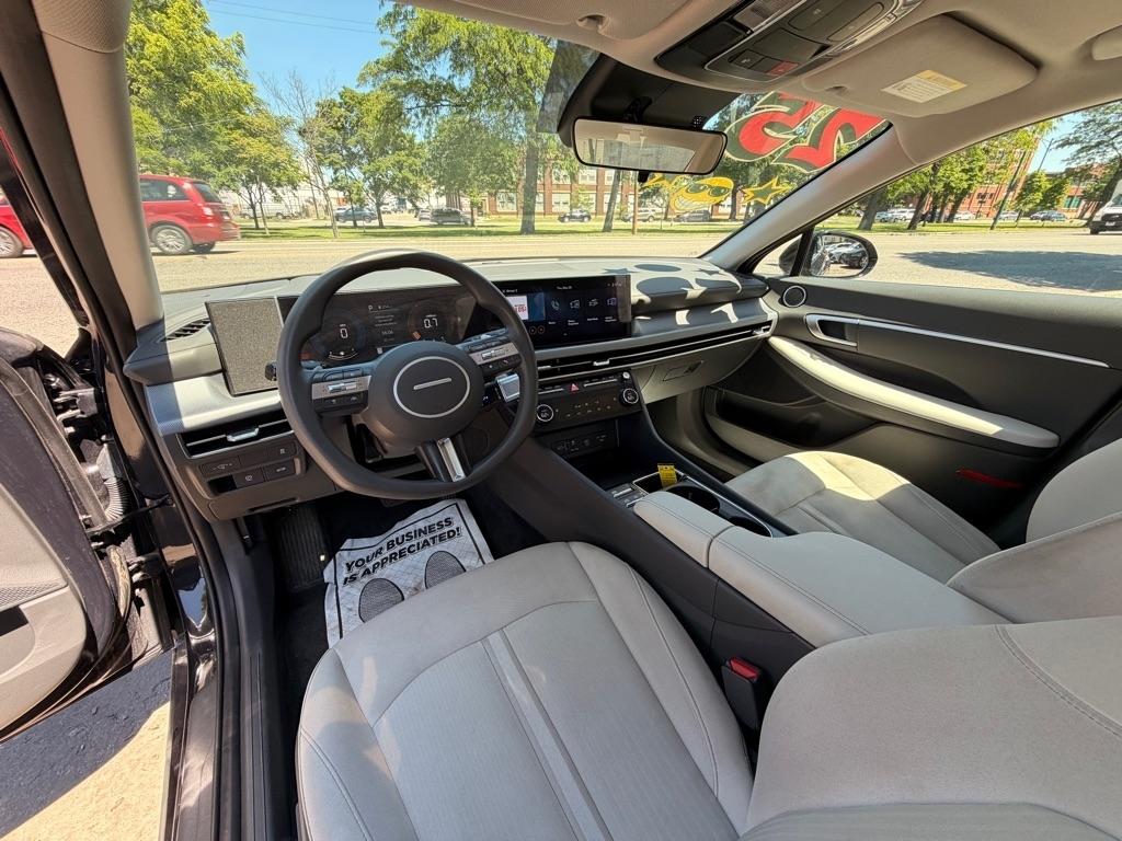 Hyundai Sonata SEL 2025
