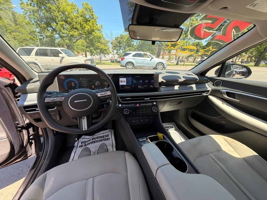 Hyundai Sonata SEL 2025