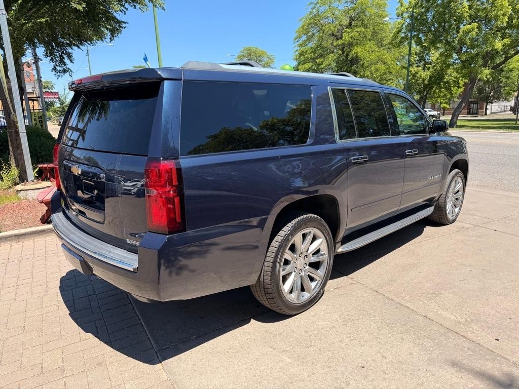 Chevrolet Suburban Premier 4WD 2017