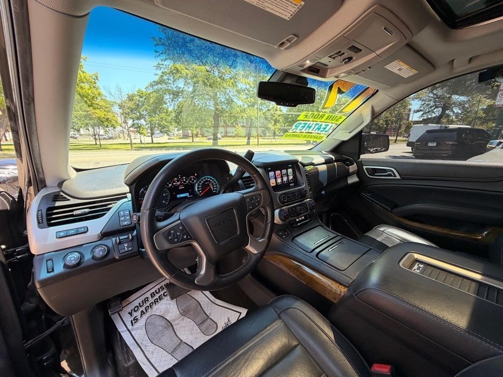 GMC Yukon XL Denali 4WD 2017