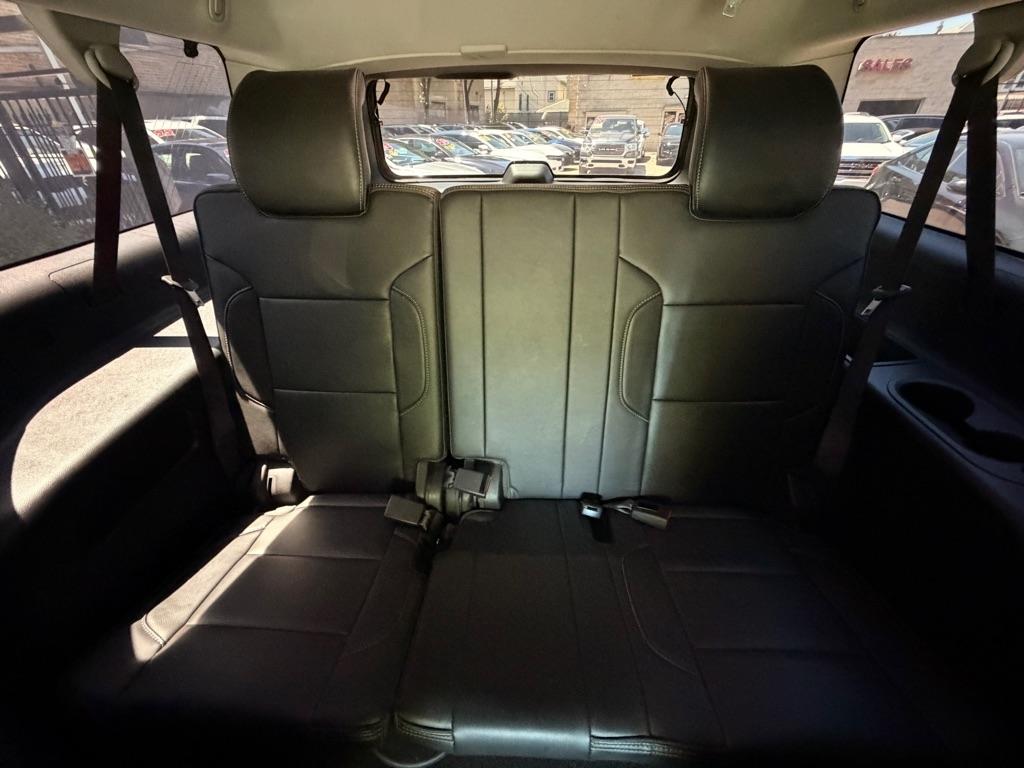 GMC Yukon XL Denali 4WD 2017