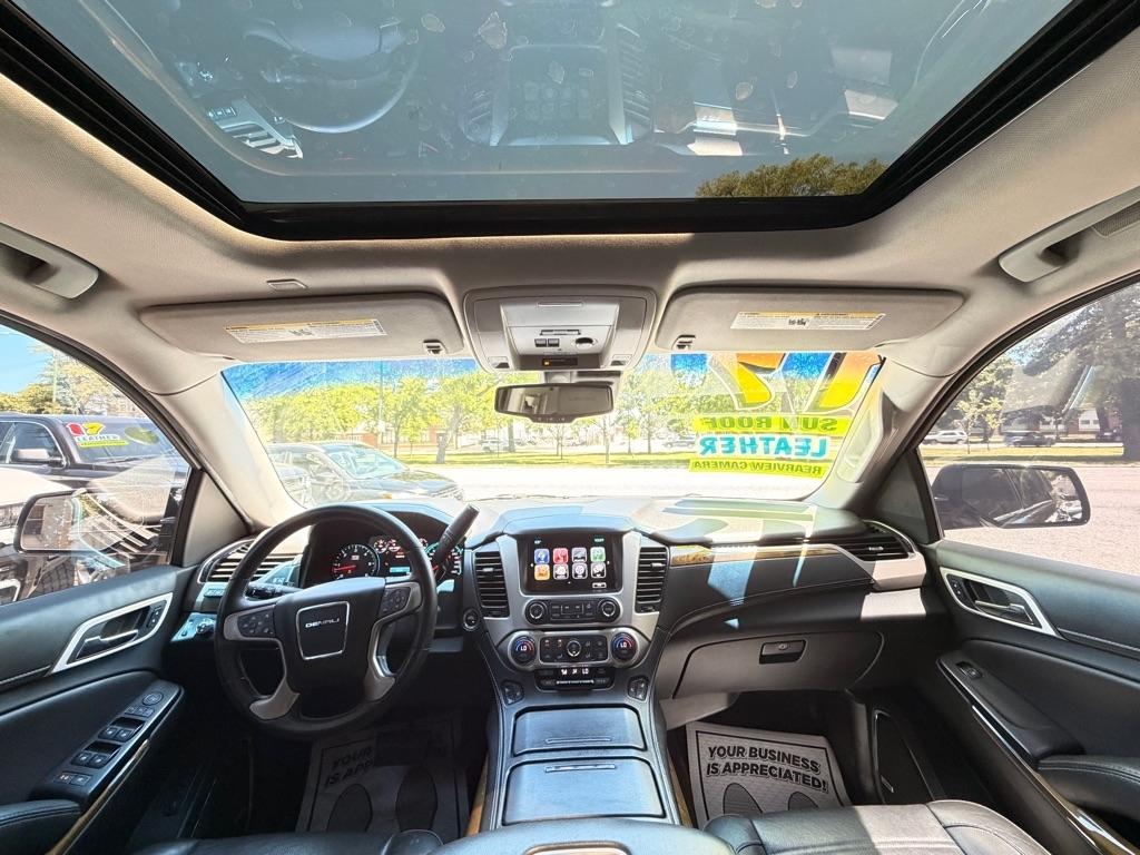 GMC Yukon XL Denali 4WD 2017
