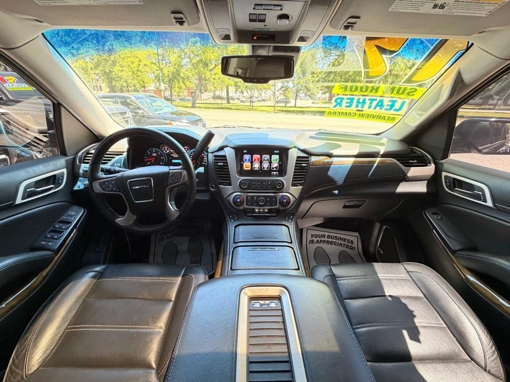 GMC Yukon XL Denali 4WD 2017