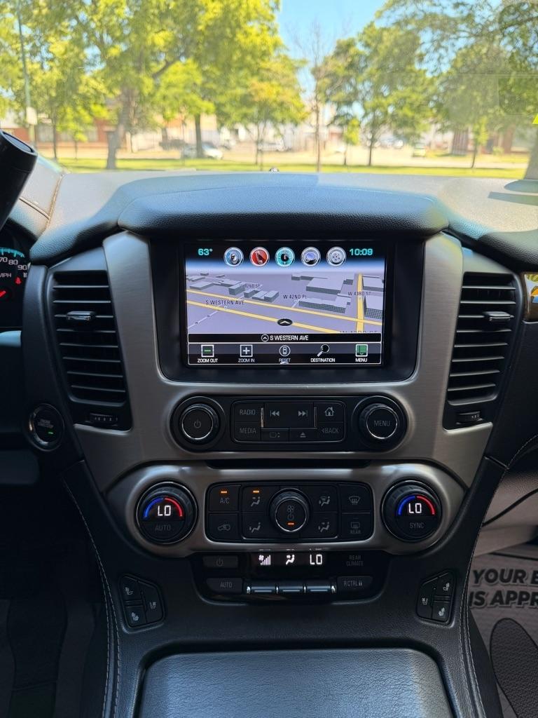 GMC Yukon XL Denali 4WD 2017