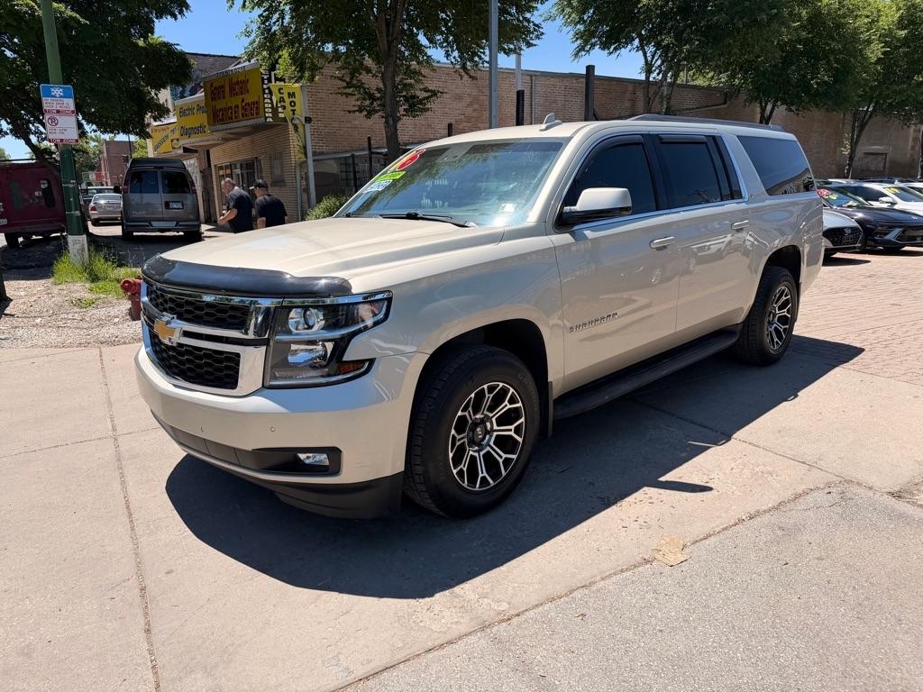 Chevrolet Suburban LT 4WD 2016