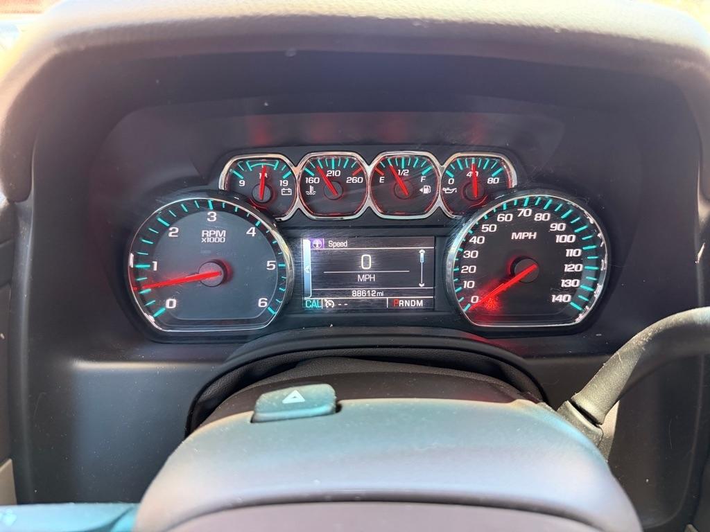 Chevrolet Suburban LT 4WD 2016