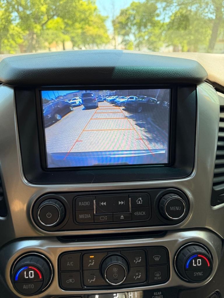 Chevrolet Suburban LT 4WD 2016