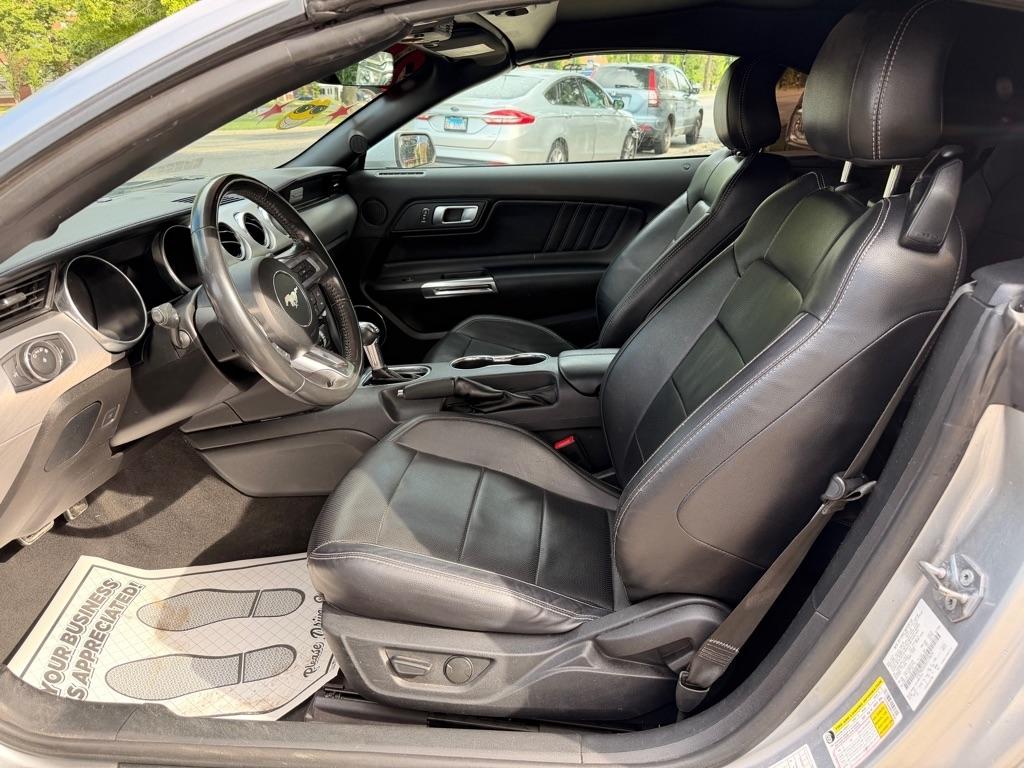 Ford Mustang EcoBoost Premium Convertible 2022