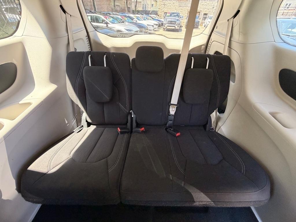 Chrysler Voyager LX 2023