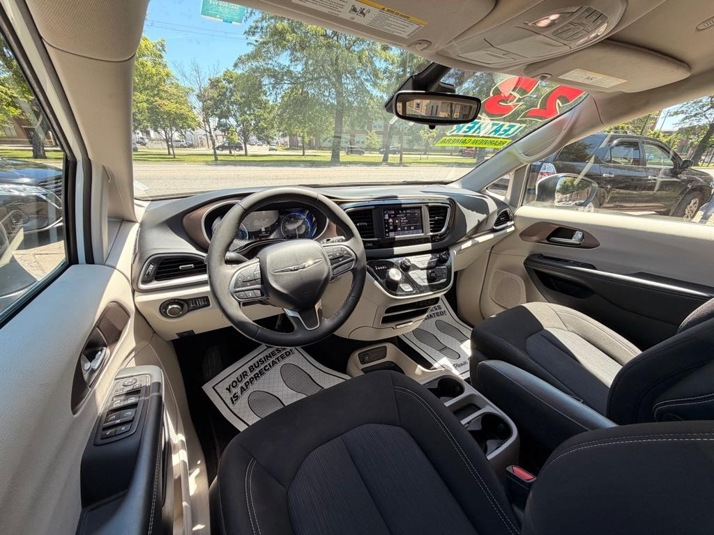 Chrysler Voyager LX 2023
