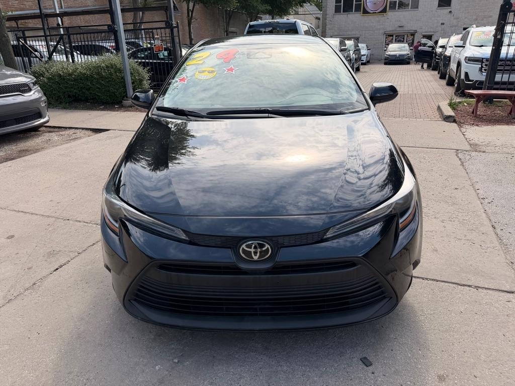 Toyota Corolla LE 2024