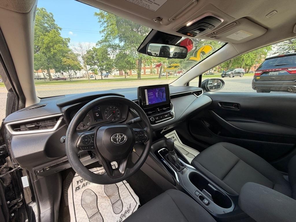 Toyota Corolla LE 2024