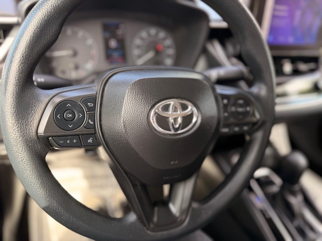 Toyota Corolla LE 2024