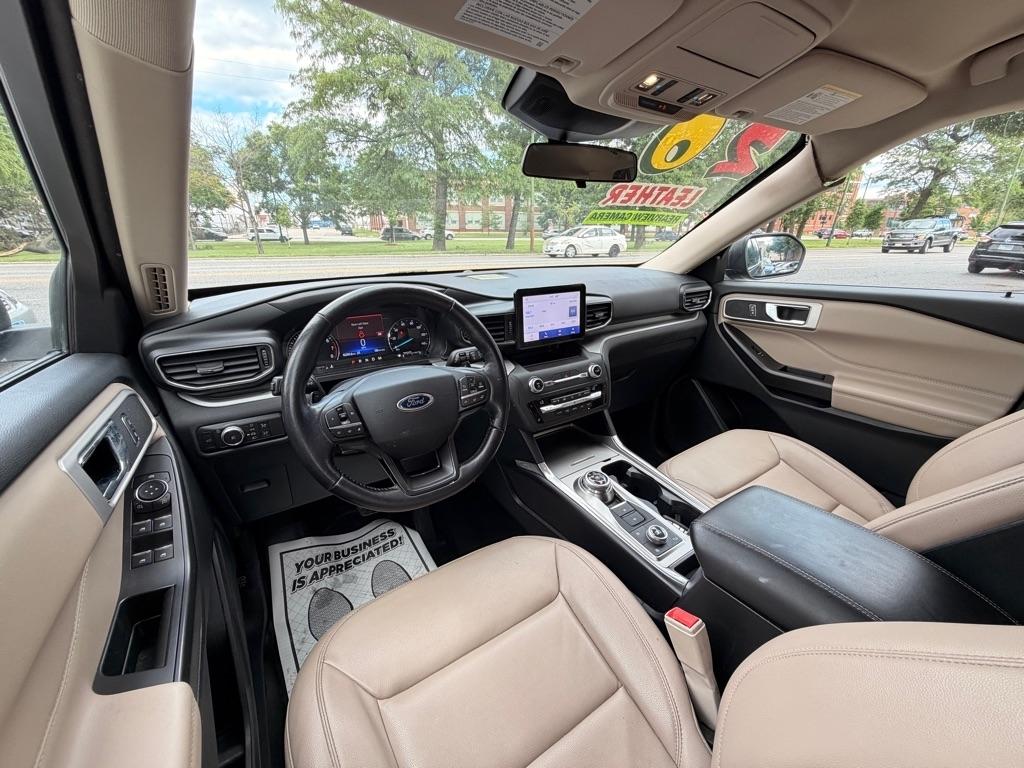 Ford Explorer XLT AWD 2020