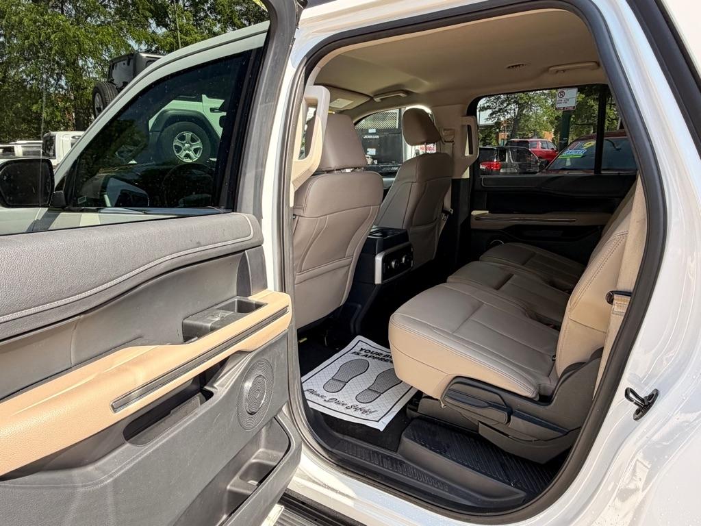 Ford Expedition MAX XLT 4WD 2024
