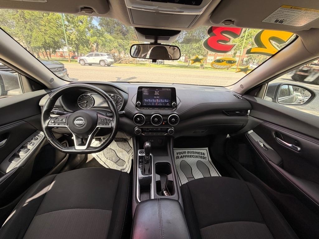 Nissan Sentra SV 2023