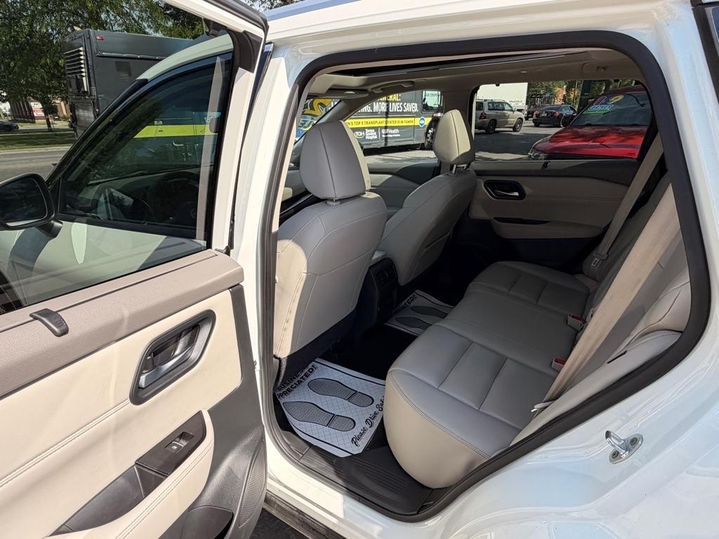 Nissan Rogue SL AWD 2023
