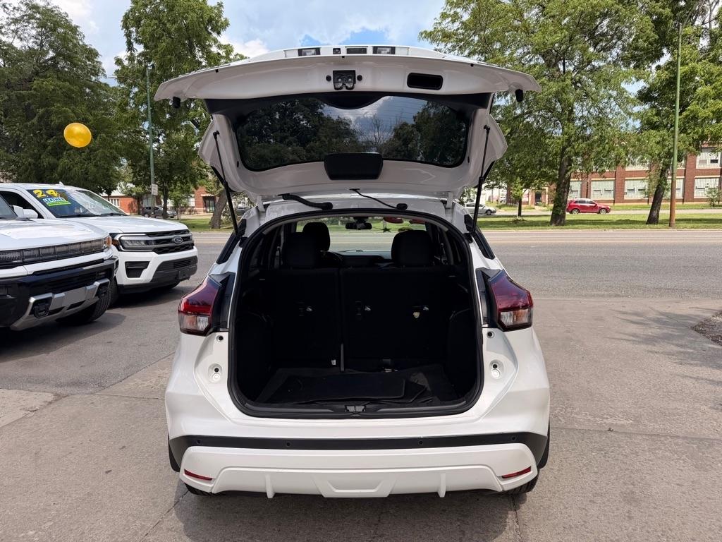 Nissan Kicks SV 2023