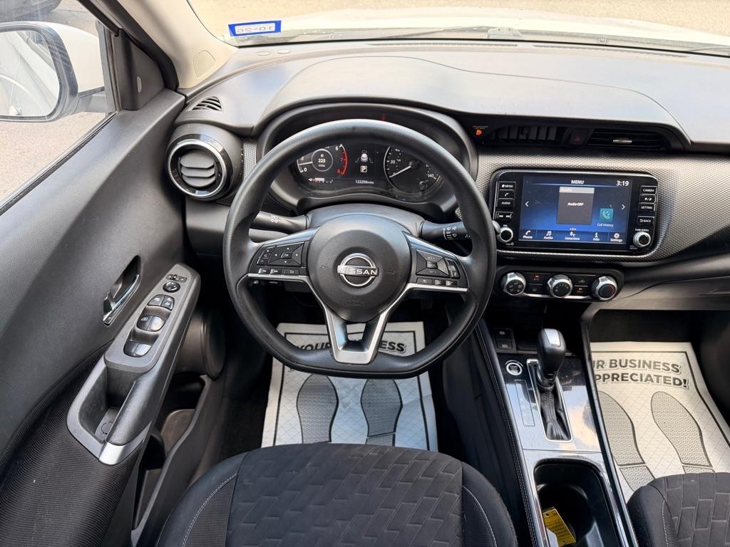 Nissan Kicks SV 2023