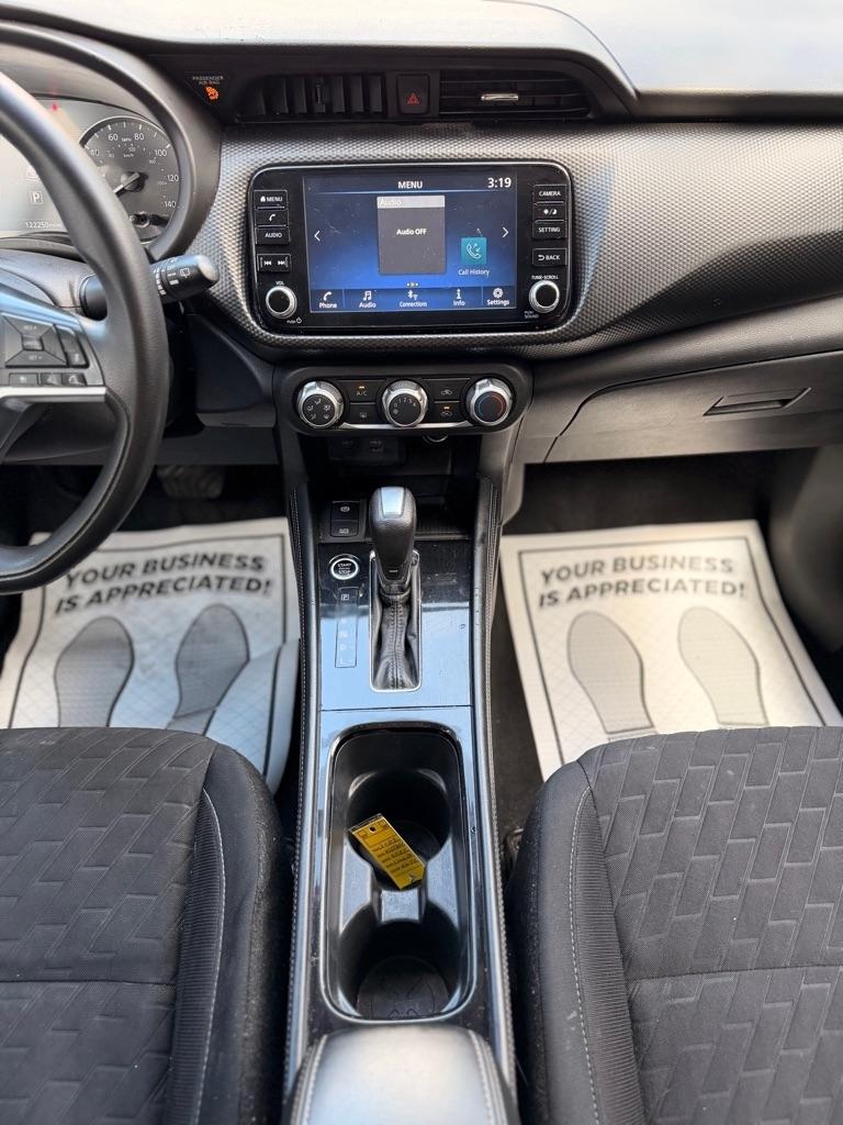 Nissan Kicks SV 2023