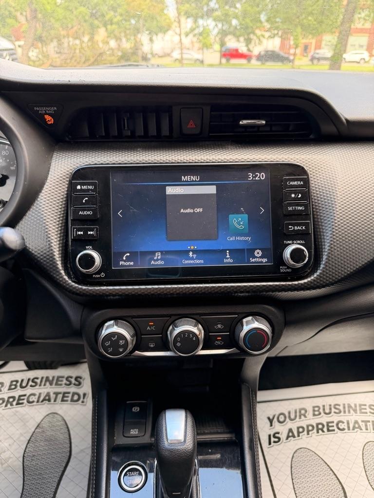 Nissan Kicks SV 2023