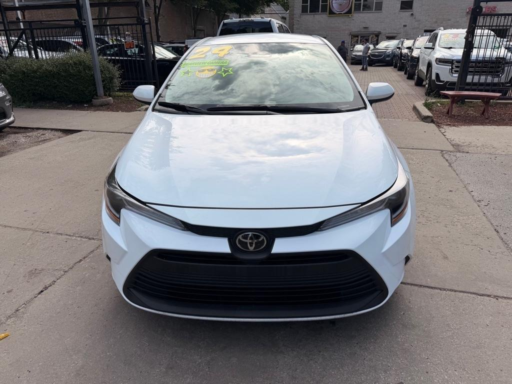 Toyota Corolla LE 2024