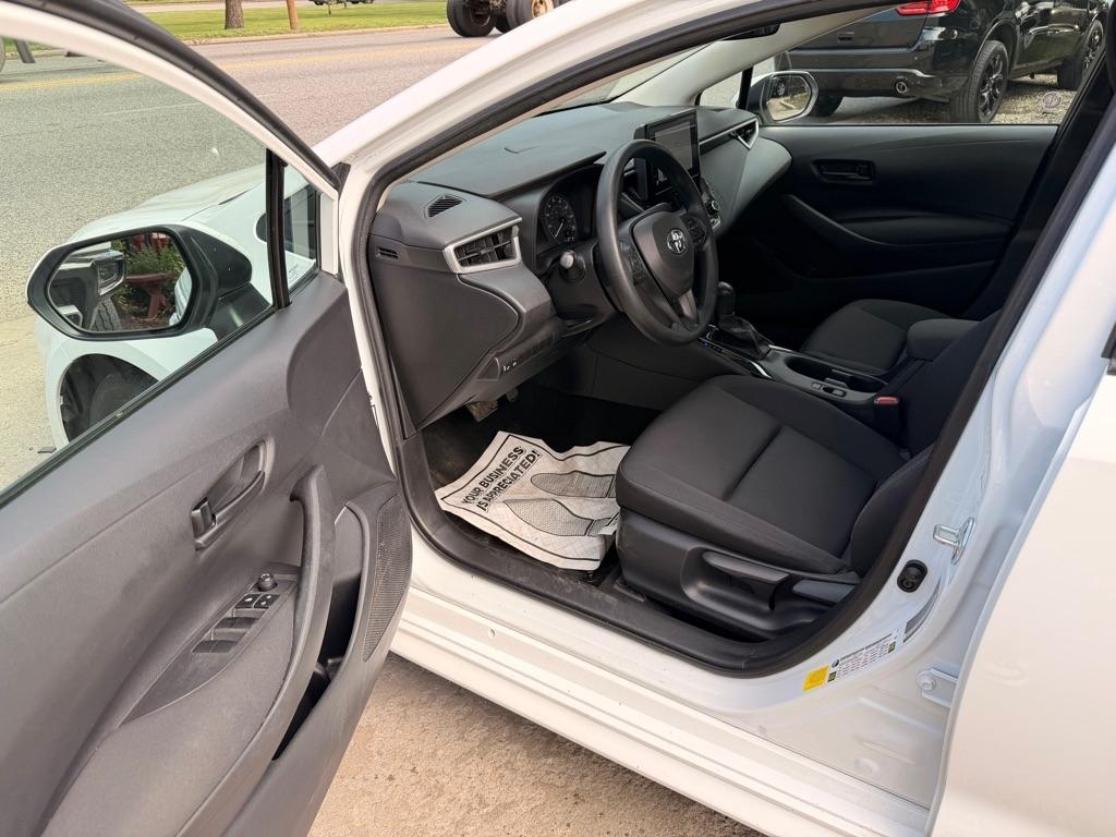 Toyota Corolla LE 2024