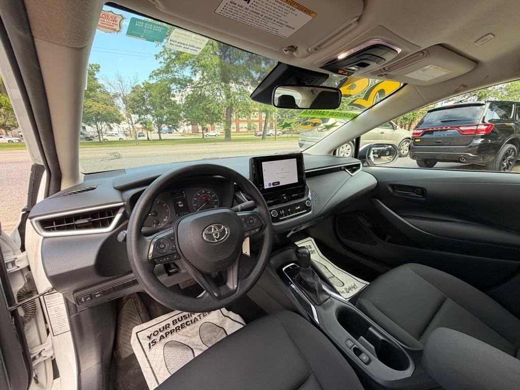Toyota Corolla LE 2024
