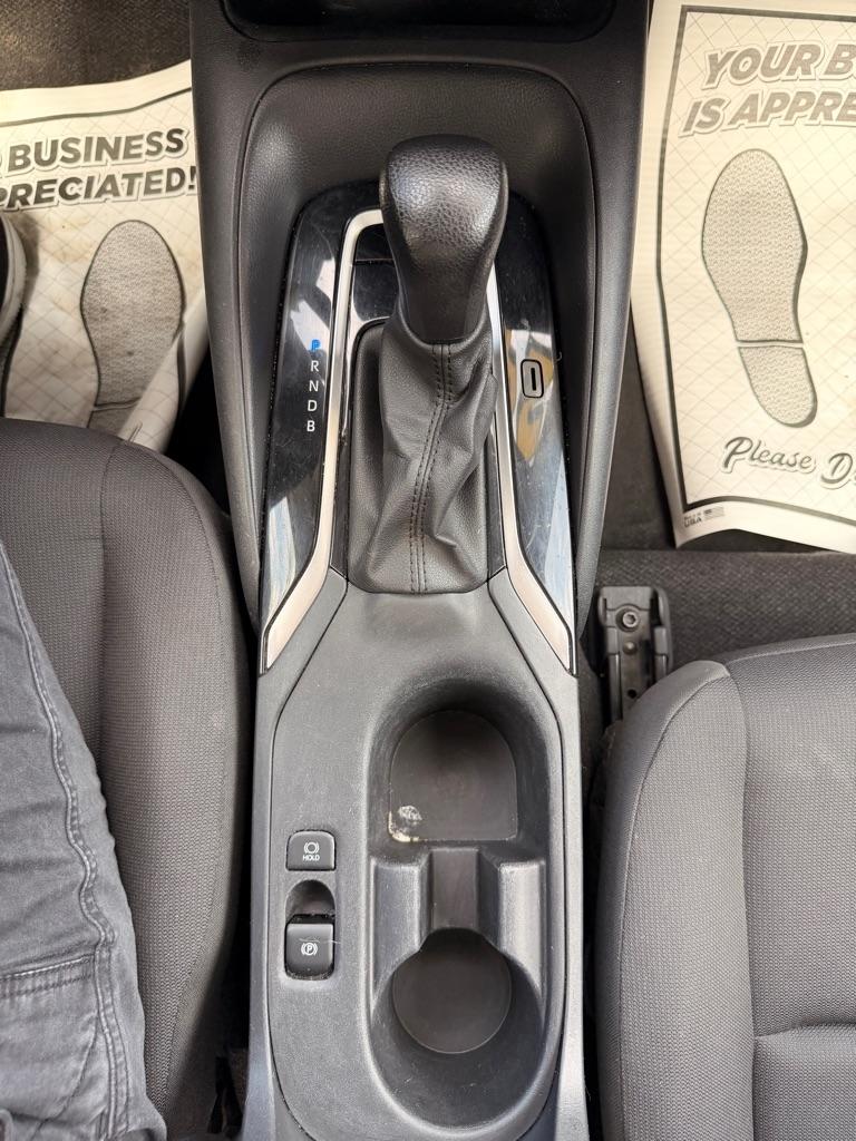 Toyota Corolla LE 2024