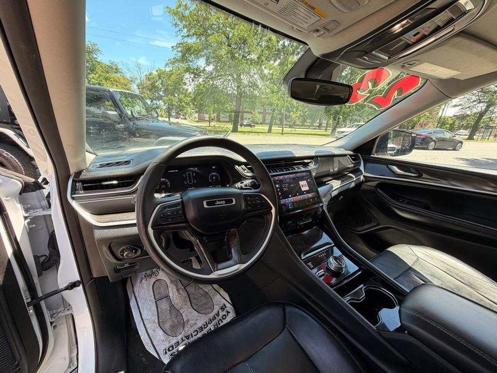 Jeep Grand Cherokee L Limited 4WD 2023