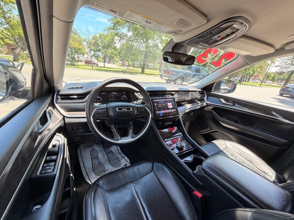 Jeep Grand Cherokee L Limited 4WD 2023