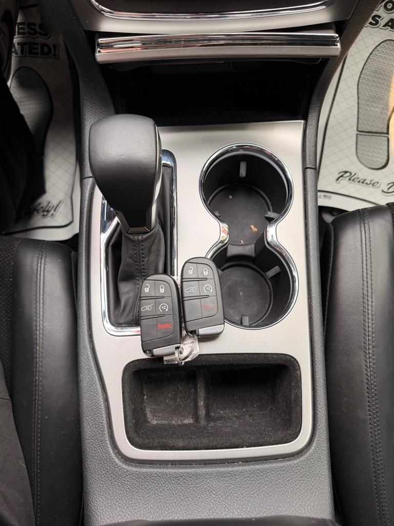 Jeep Grand Cherokee Laredo 4WD 2018