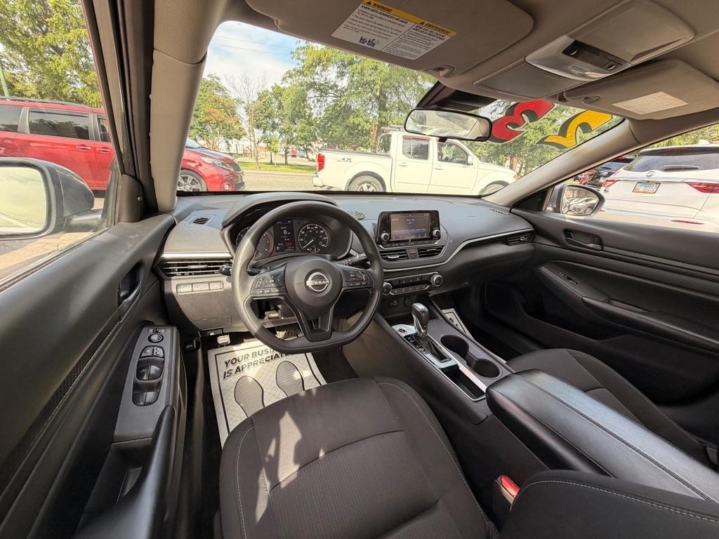 Nissan Altima 2.5 S 2023
