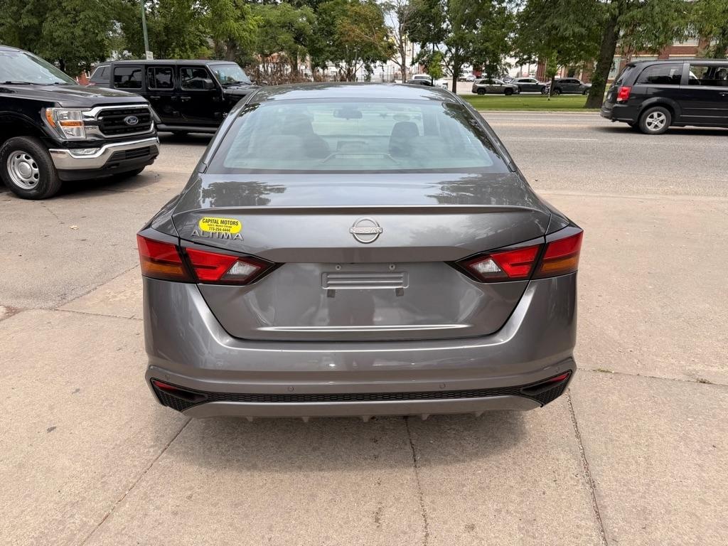 Nissan Altima 2.5 S 2023