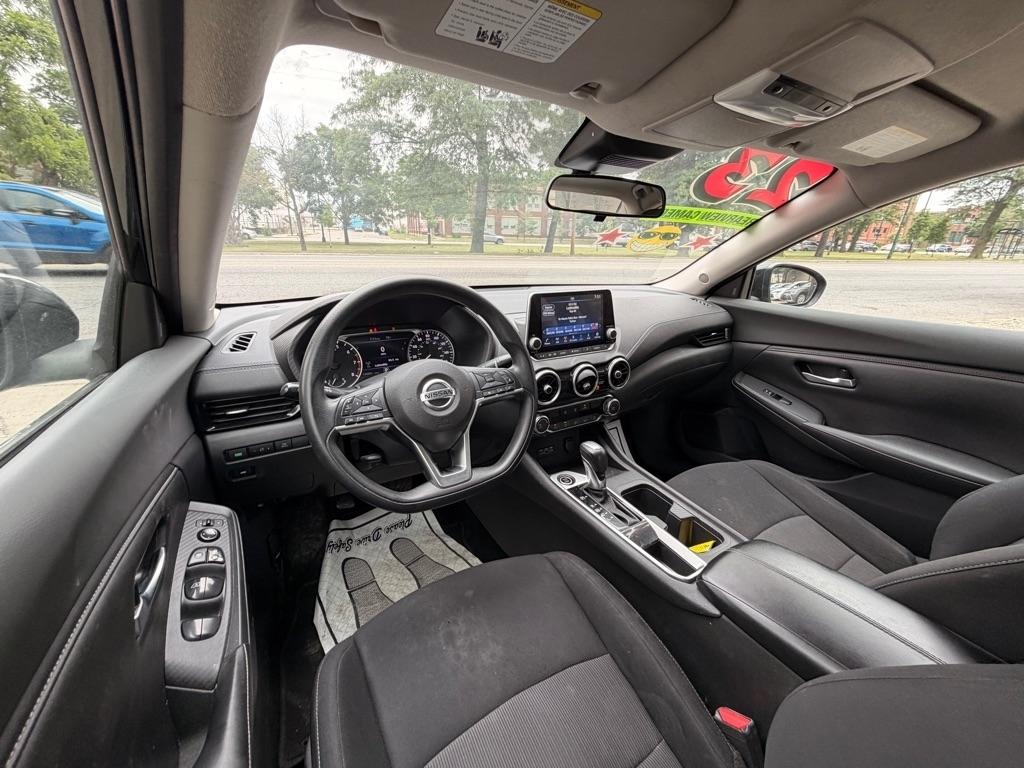 Nissan Sentra SV 2023