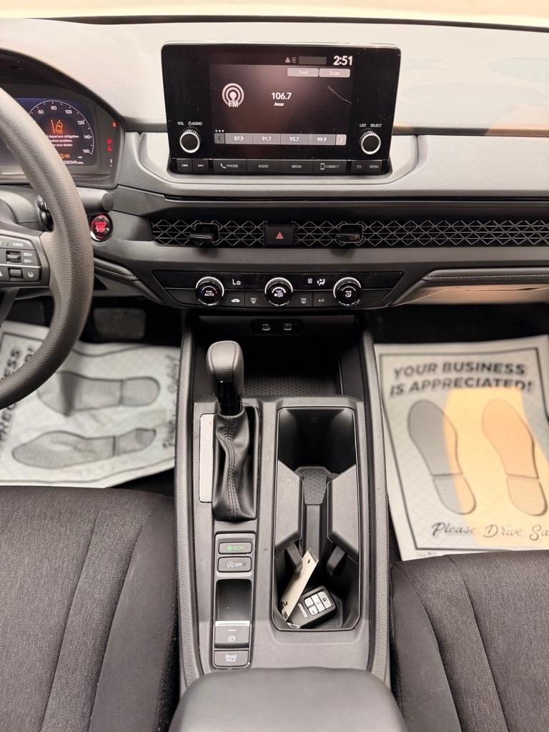 Honda Accord LX 2025