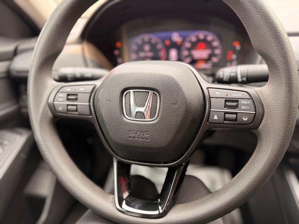 Honda Accord LX 2025