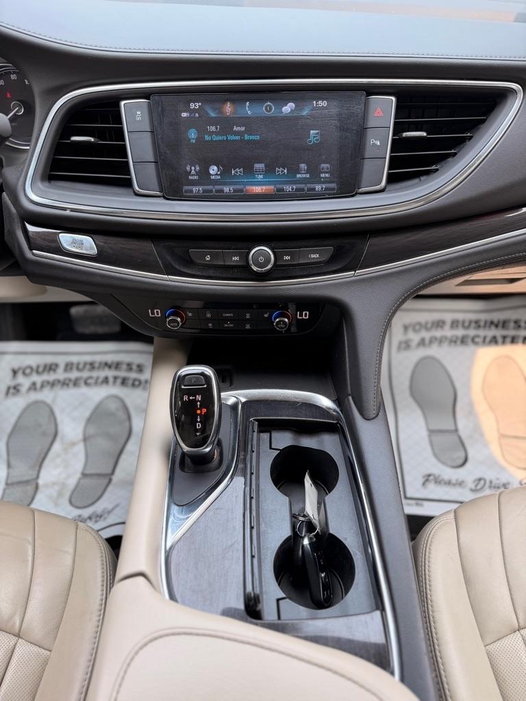 Buick Enclave Essence FWD 2019