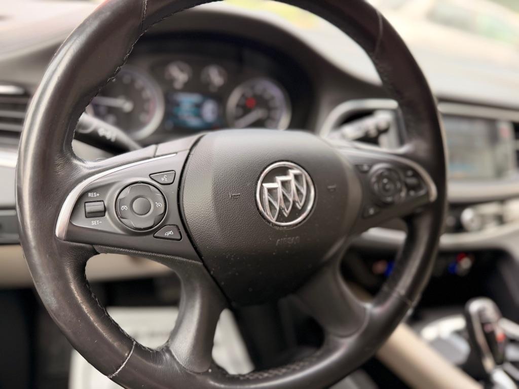Buick Enclave Essence FWD 2019