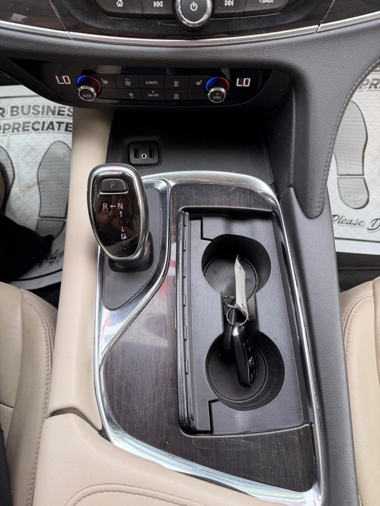 Buick Enclave Essence FWD 2019