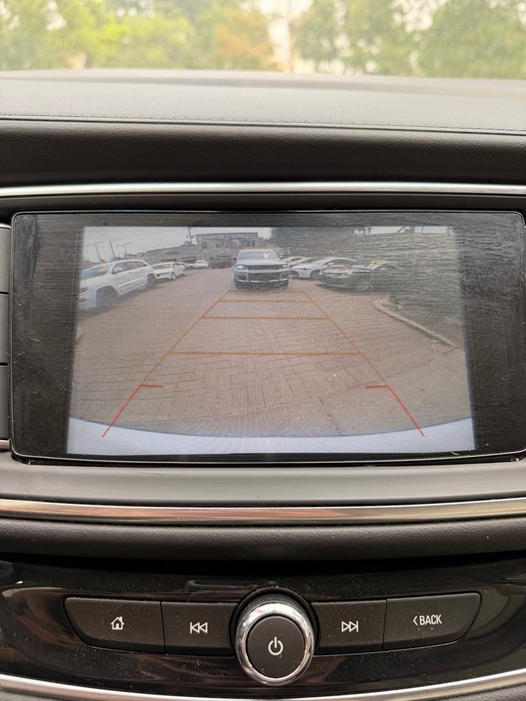 Buick Enclave Essence FWD 2019