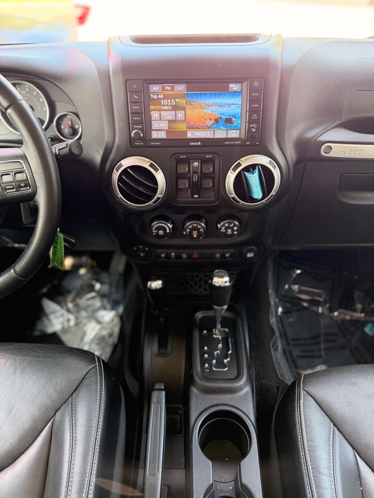 Jeep Wrangler Unlimited Sahara 4WD 2016
