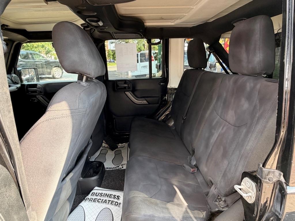 Jeep Wrangler Unlimited Sport 4WD 2017