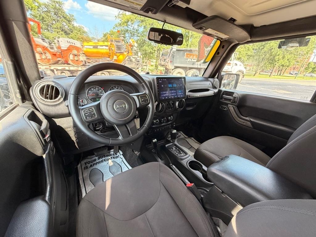 Jeep Wrangler Unlimited Sport 4WD 2017